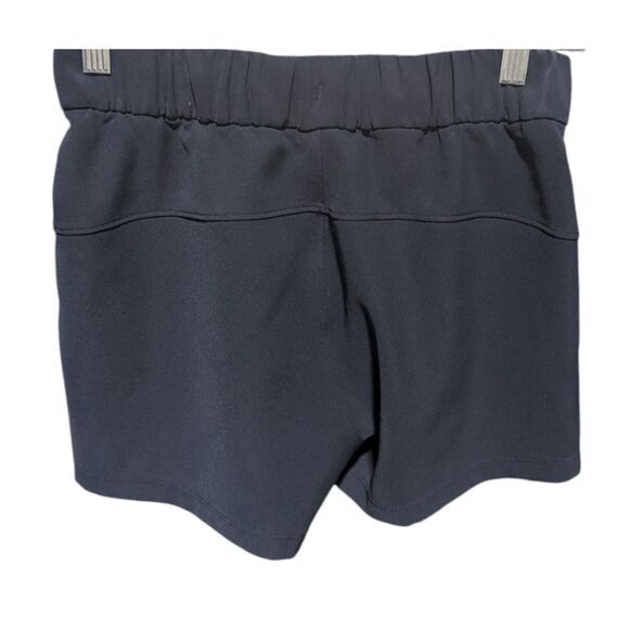 NWOT LULULEMON ATHLETICA On The Fly Short 'Woven' '2.5" In Midnight Navy Size 2 - Picture 4 of 4